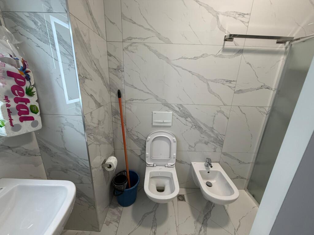 Apartment me qera 2+1+2+parkim 5 maji