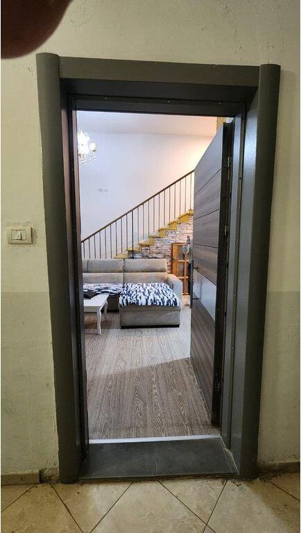 Rent, Duplex 2+1, Fresku, Tirana.