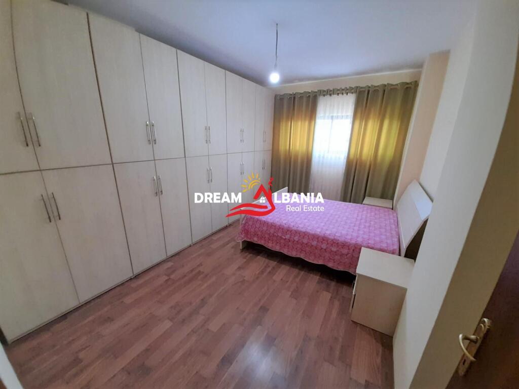 Shitet apartament 2+1+2 ne Don Bosko prane Hotel Ferrari (ID 4121981)