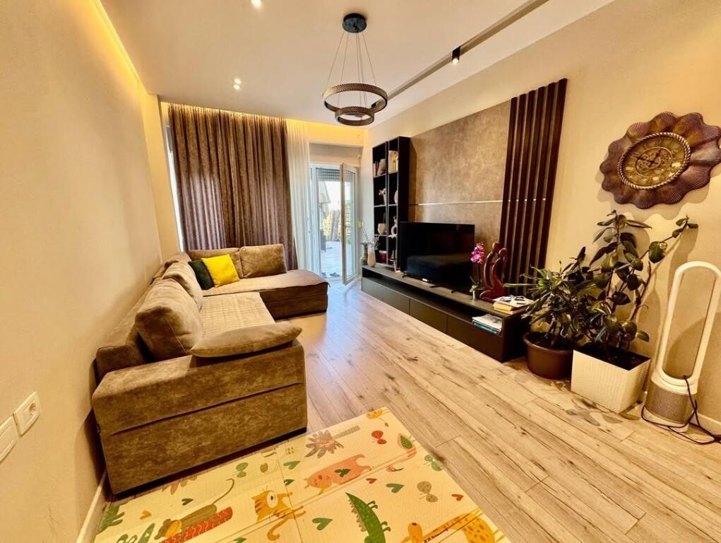 SUPER TRIPLEX OPPORTUNITY | KODRA E DIELLIT 2