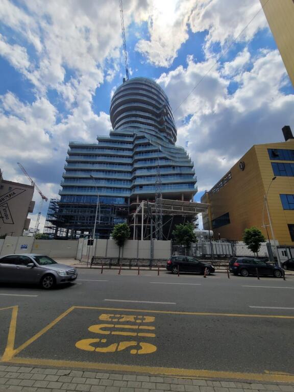 🌇Appartamento 2+1 in vendita a TIRANA'S ROCK, Piazza Skenderbej✨