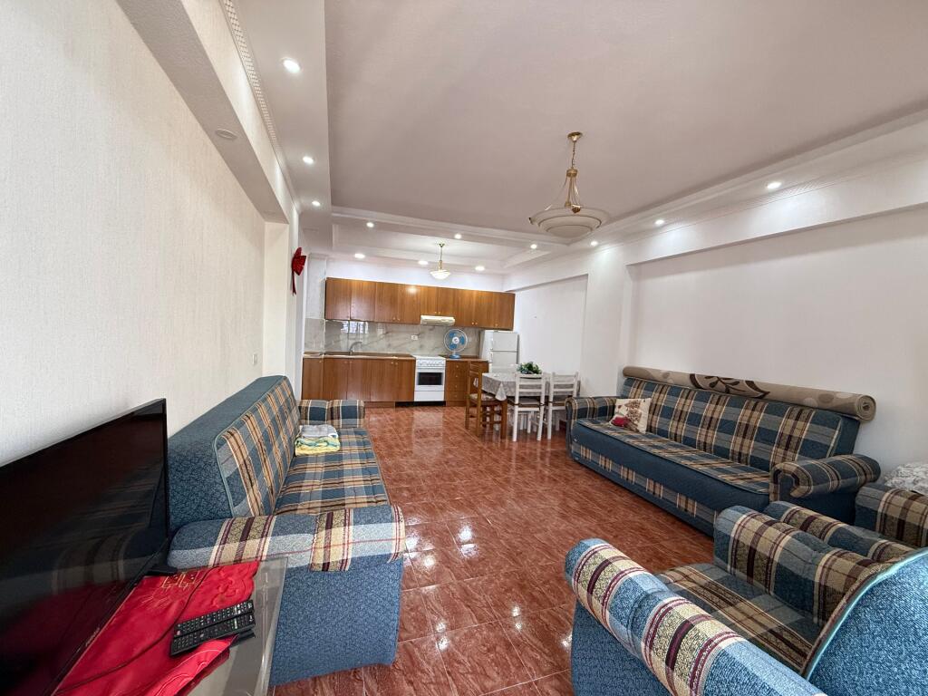 Apartament me qera ne plazh iliria