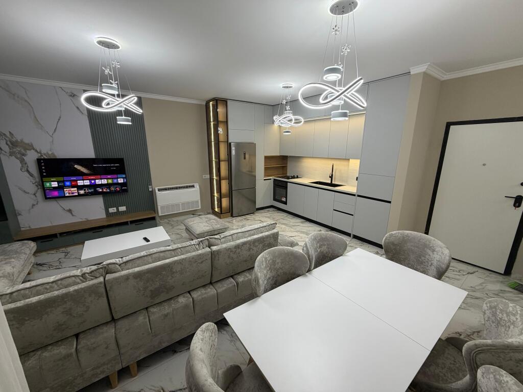 Apartment me qera 2+1+2+parkim 5 maji