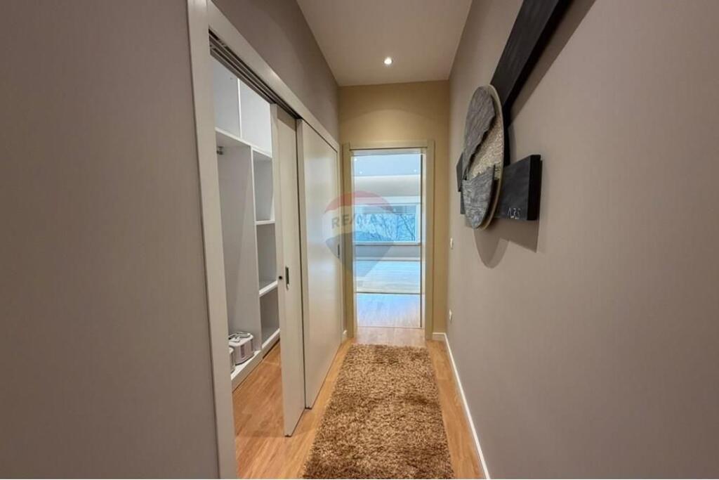 Shitet Vilë e Bashkengjitur – Kodra e Diellit 1