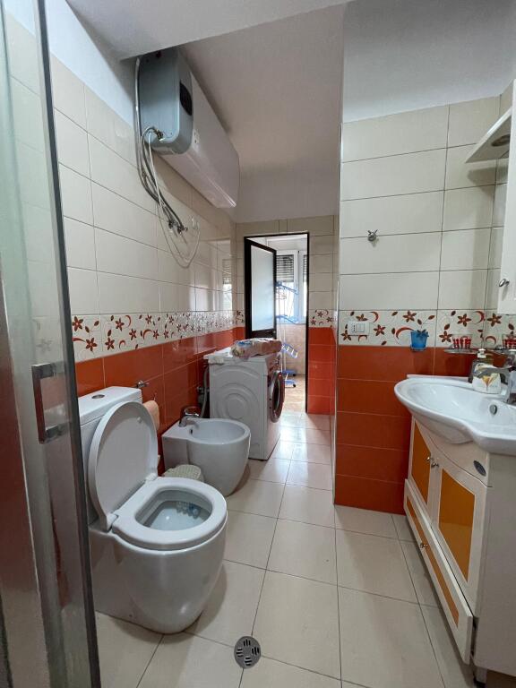 🏠 Shitet Apartament 3+1+2+depo📍 Rruga e Kavajës