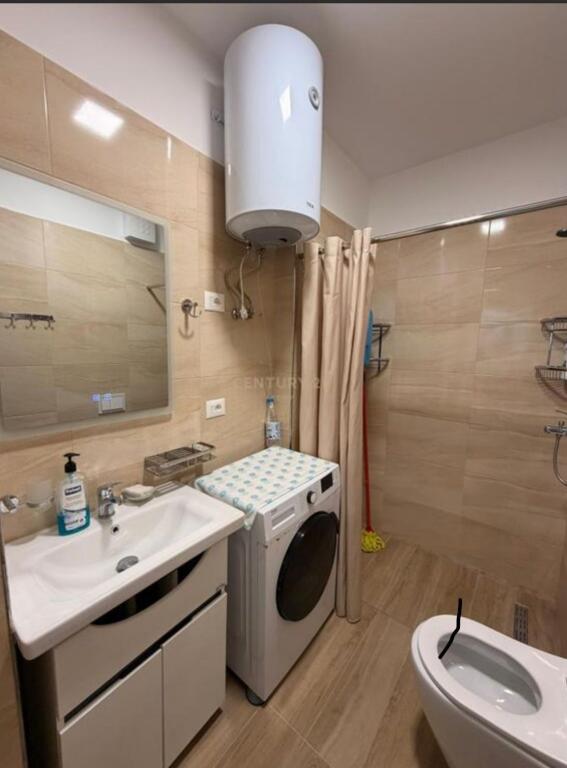 Jepet Me Qera Apartament 1+1+1 Post Parkimi