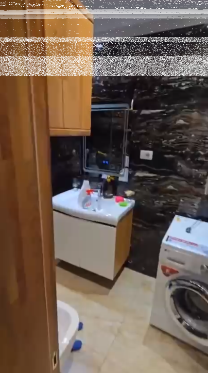 Apartament 2+1, Don Bosko