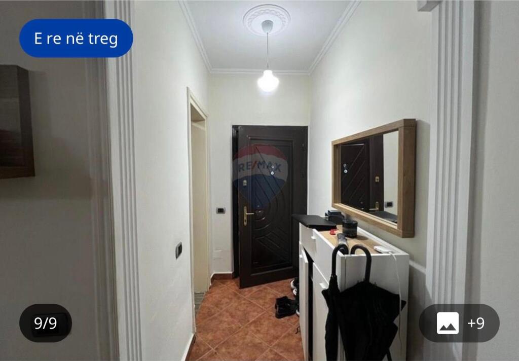 Apartment for sale 2+1 in Komuna e Parisit.