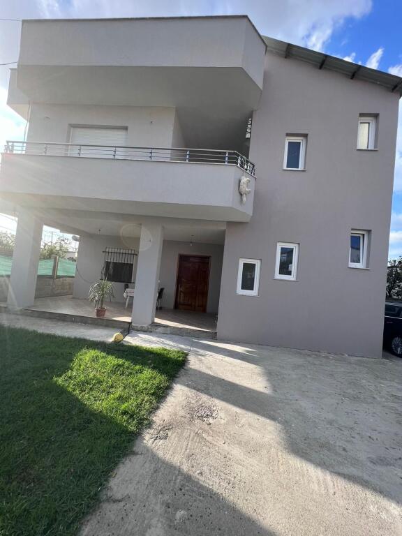 🏡 APPARTAMENTO 3+1 IN AFFITTO 📍 Laprakë – Via Llazar Shapatini