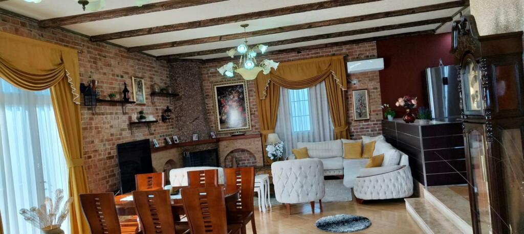 💥  NE SHITJE : VILE 4 KATE PRENIUM + SHTEPI 1 KATE (707m2) – SHKOZE TIRANE, ALBANIA ‼