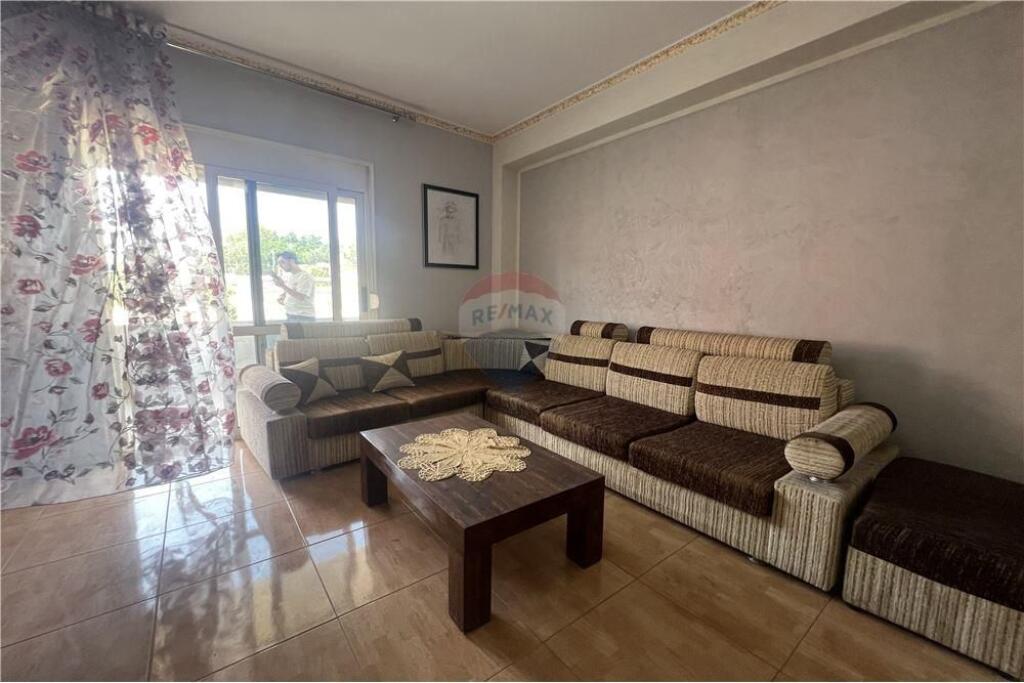 Apartament 2+1+2 për Shitje  Vlorë, Rruga Ali Demi 