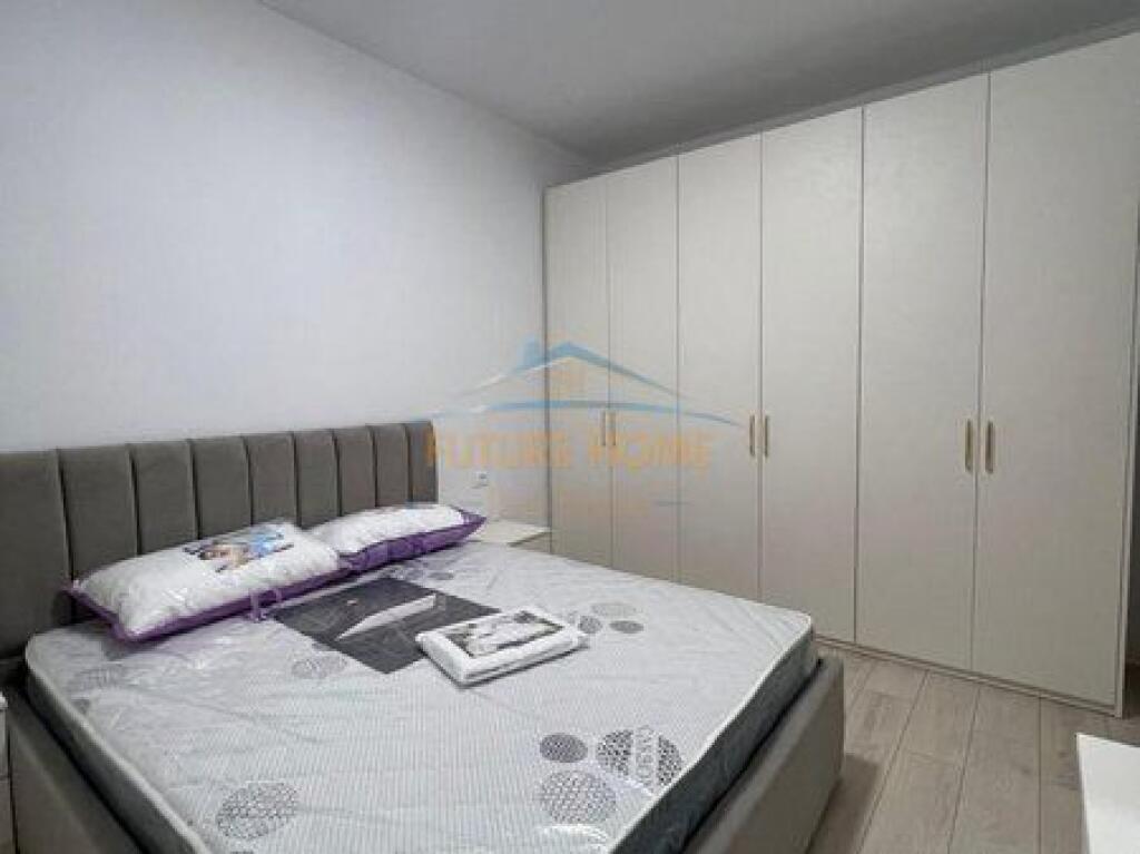 Affitto, Appartamento 2+1, Complesso River Residence, Tirana