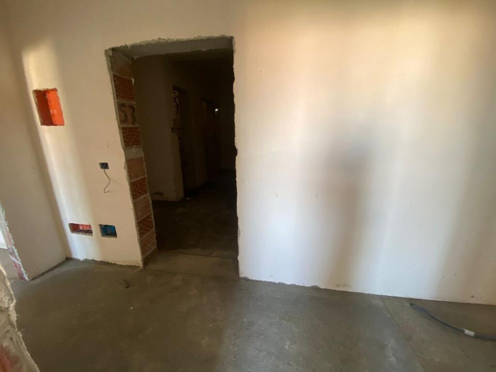 Appartamento 2+1+balcone in vendita a "Shehu Residence" a Paskuqan