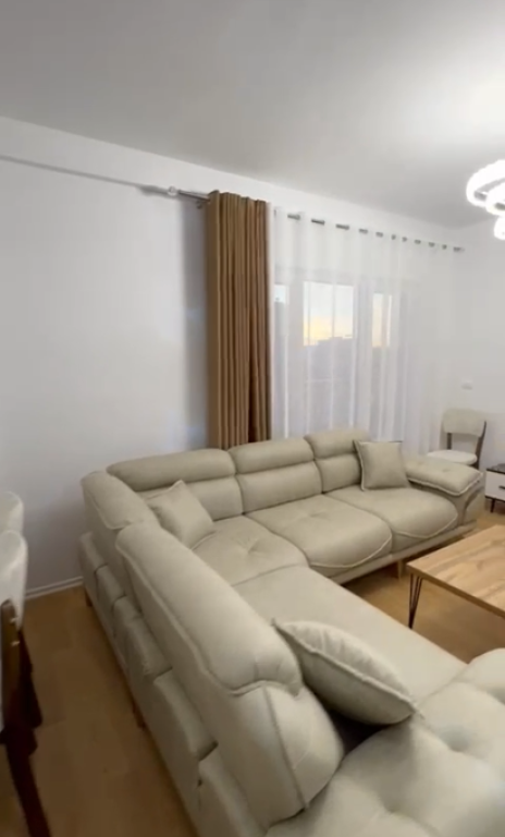 APARTAMENT ME QERA 1+1 ZOGU ZI 70.000 LEKE