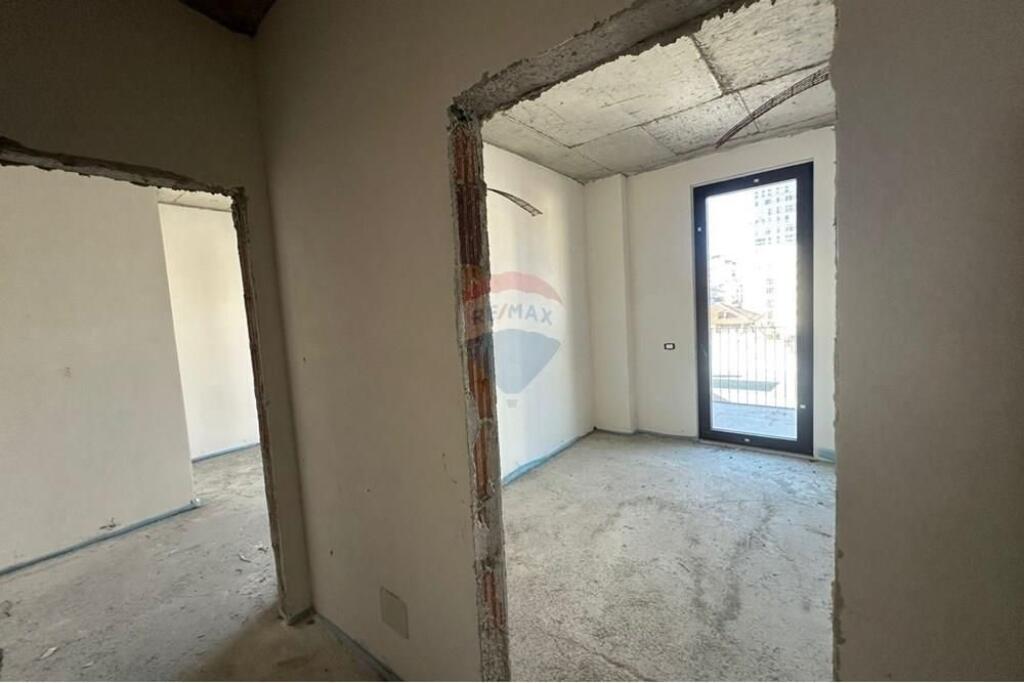 Apartament 2+1 , Stadiumi Dinamo