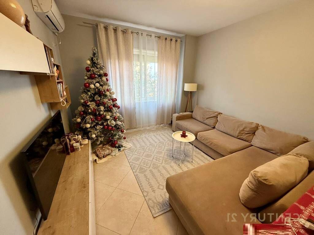 SHITET APARTAMENT 1+1, FRESKU!