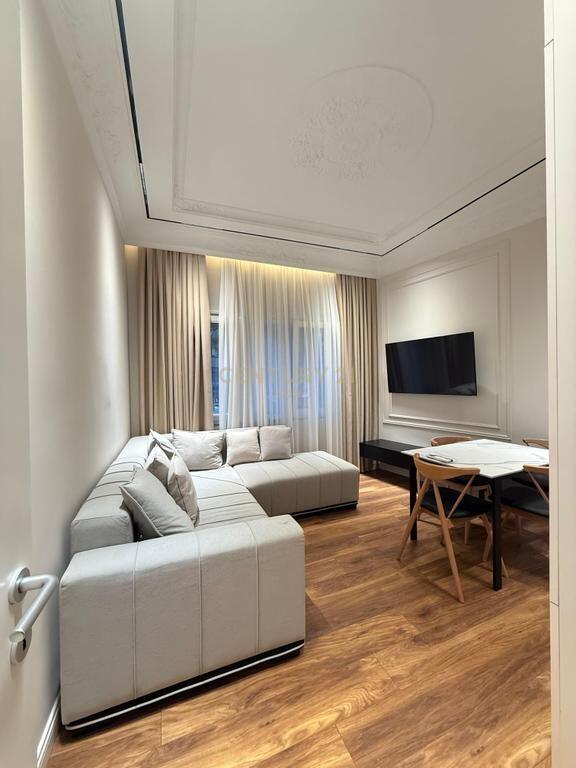 Apartament 2+1 Me Qira në Bulevardin Kryesor, Durrës !