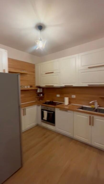 Ministria e Drejtesis Shitet Apartament 2+1+2