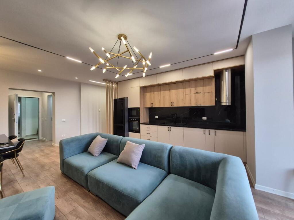 Jepet apartament me qera 2+1+2 me,Pamje fantastike deti ne vollga durres