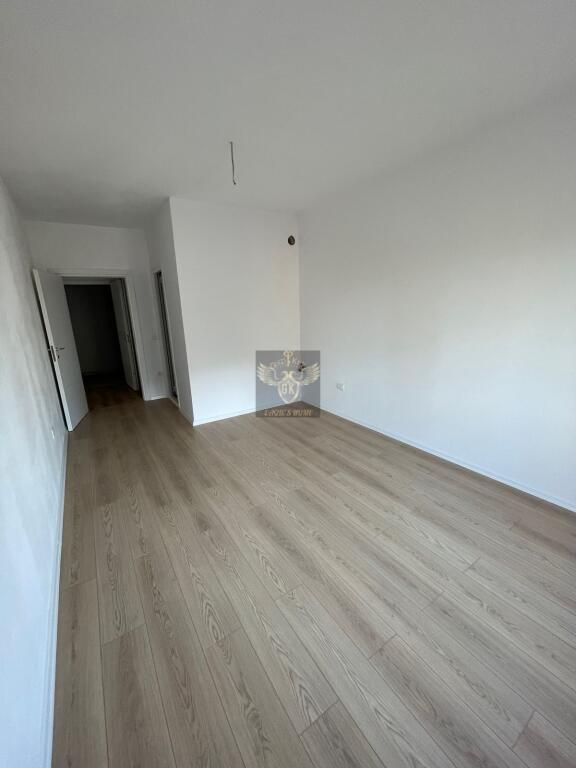 🏡 SHITET APARTAMENT 2+1+2 – PLAZH ILIRIA