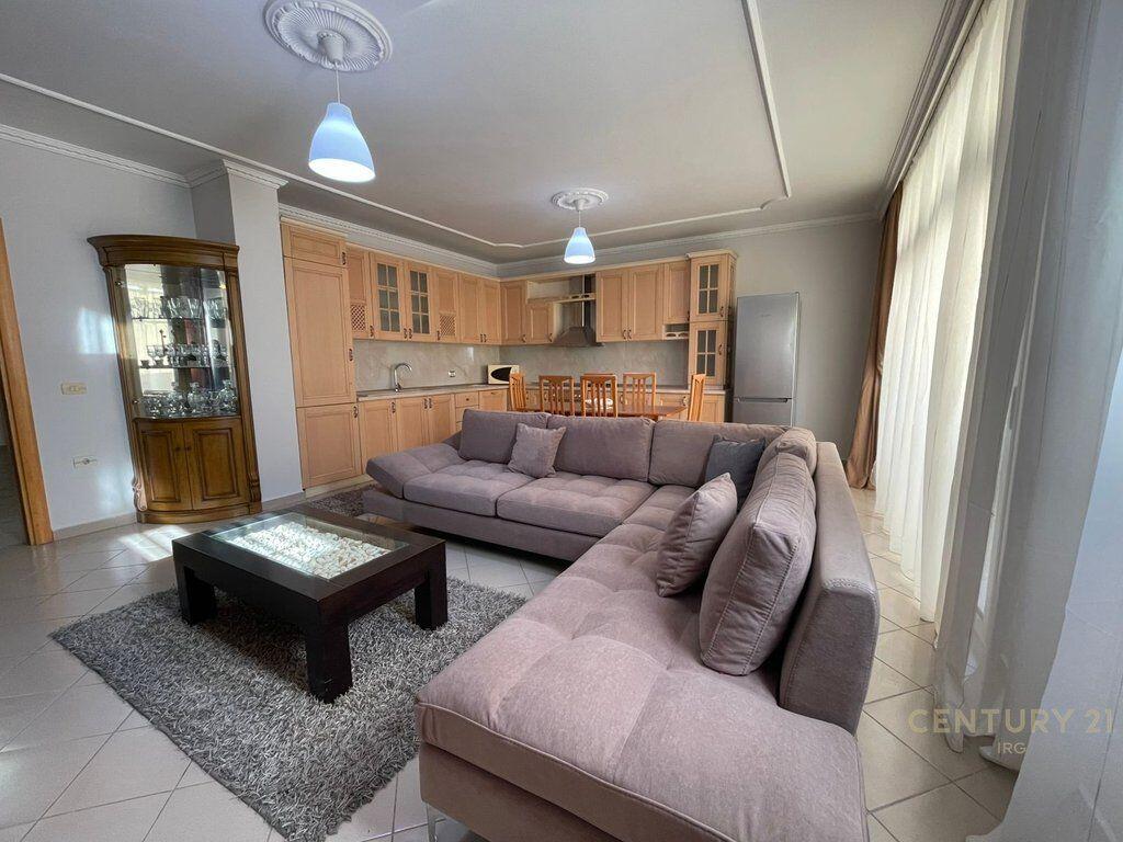 🏠 Apartament 2+1 me Qira – Komuna e Parisit