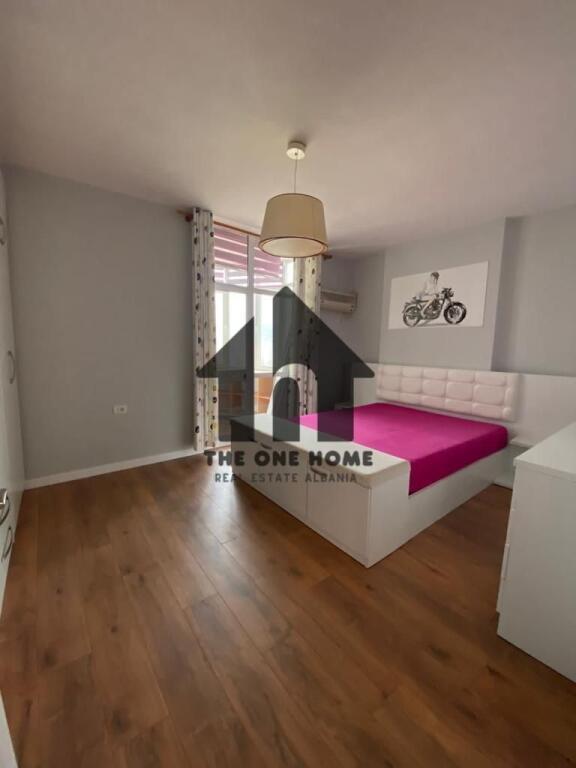 Ap.Qera 2+1+2+1 Oxhak - ish Ekspozita Shqiperia Sot.