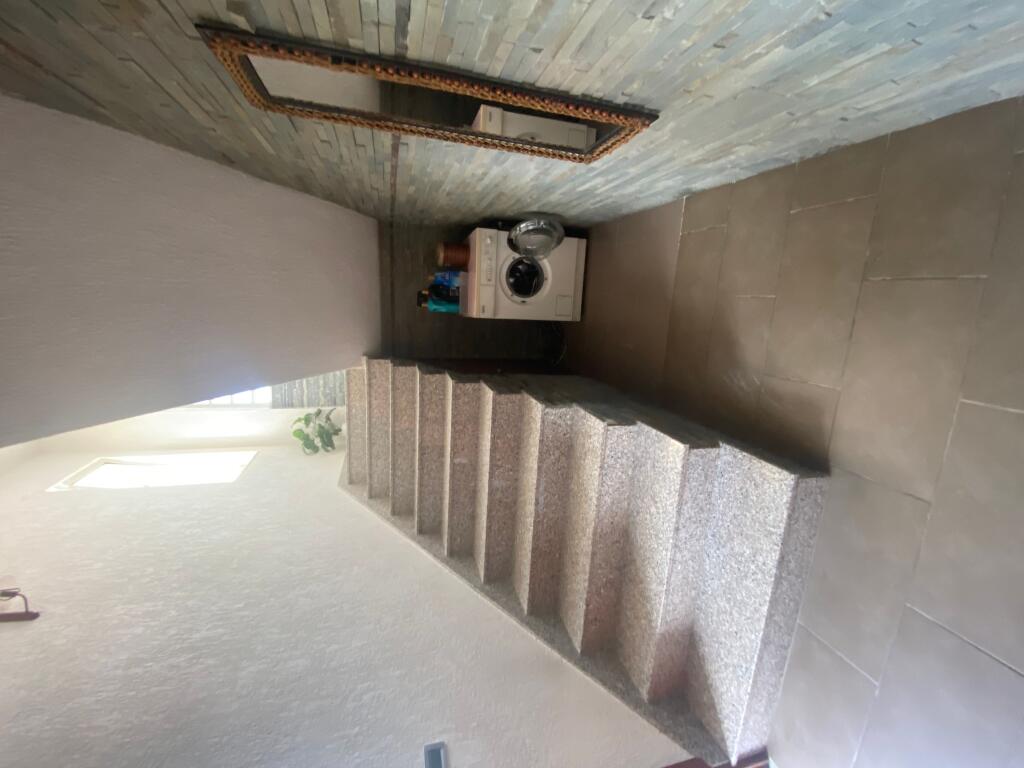 2+1,i mobiluar kat vile ,ne selite,450 euro