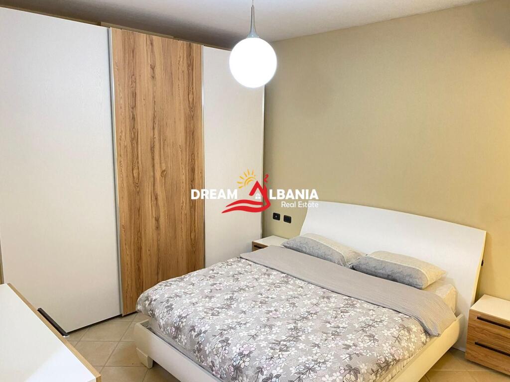Jepet me qera apartament 2+1+2 me Post parkimi tek 9 -kateshet, Tirane (ID 42214979)