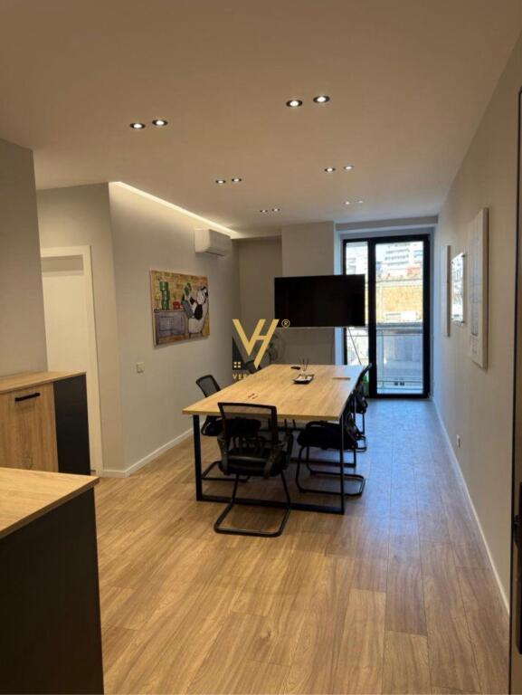 OFFICE 70 M2 FOR RENT AT MINE PEZA 700 EURO