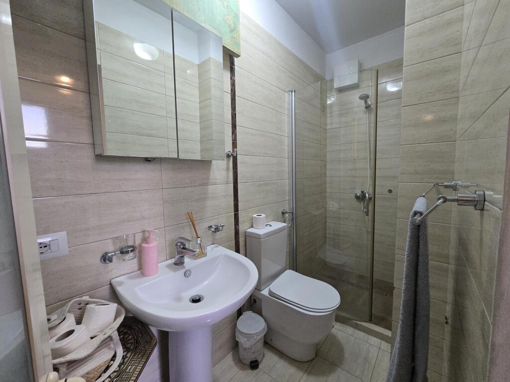 APARTAMENT PREMIUM ME QIRA | Myslym Shyri