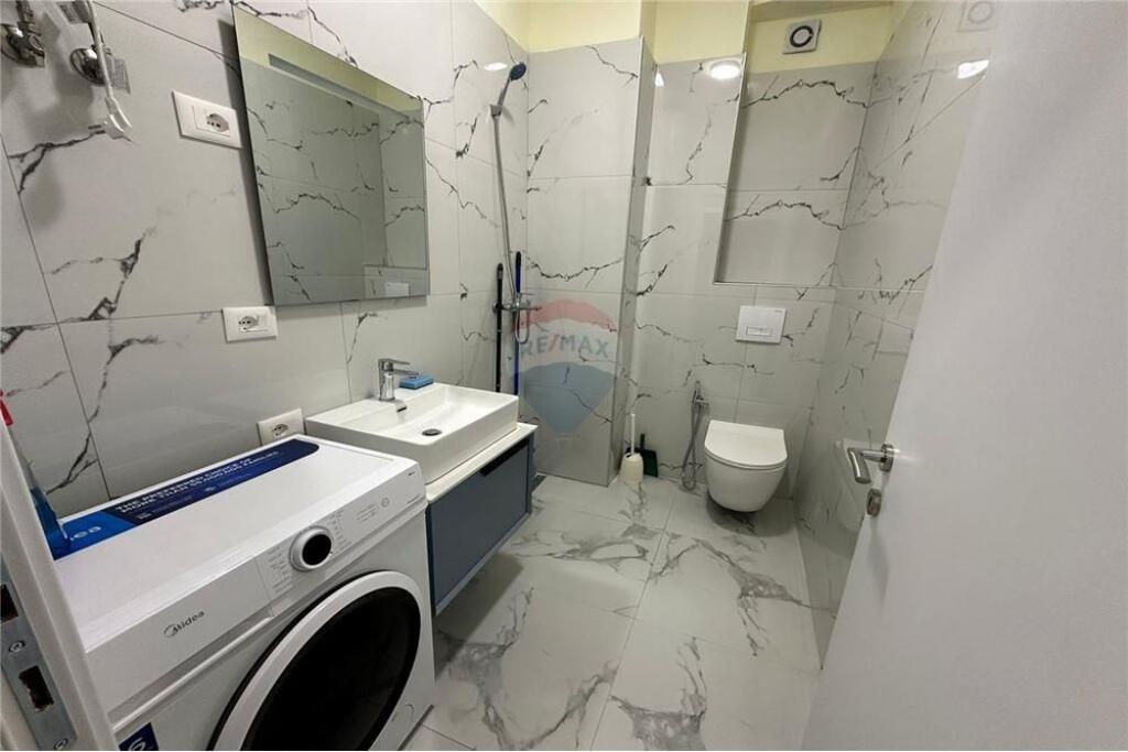 Apartament 1+1 + Post Parkimi per Shitje