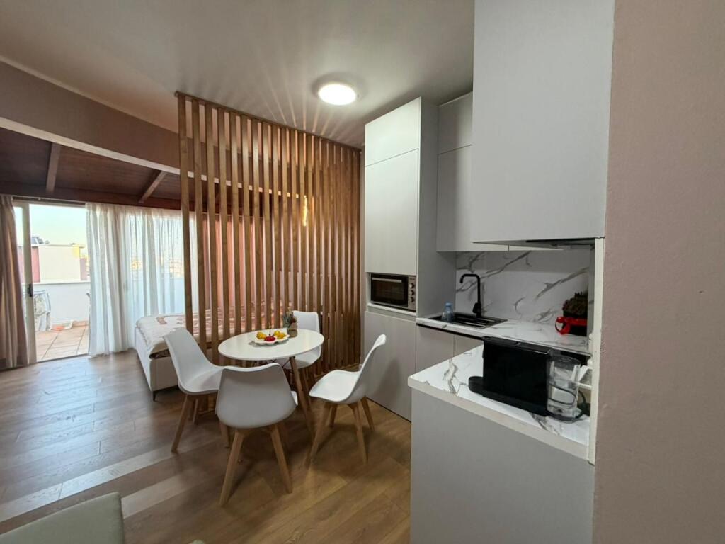 Vendesi in vendita 1+1