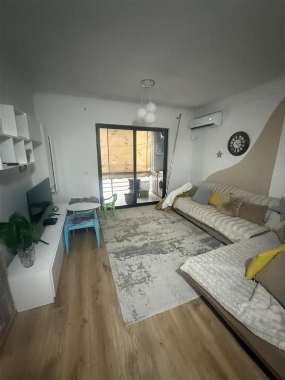 SHITET APARTAMENT 2+1 YZBERISHT 165.000 EURO
