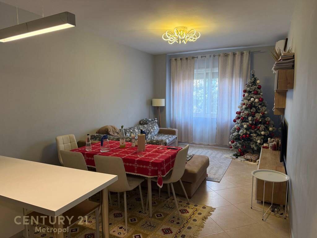 SHITET APARTAMENT 1+1, FRESKU!