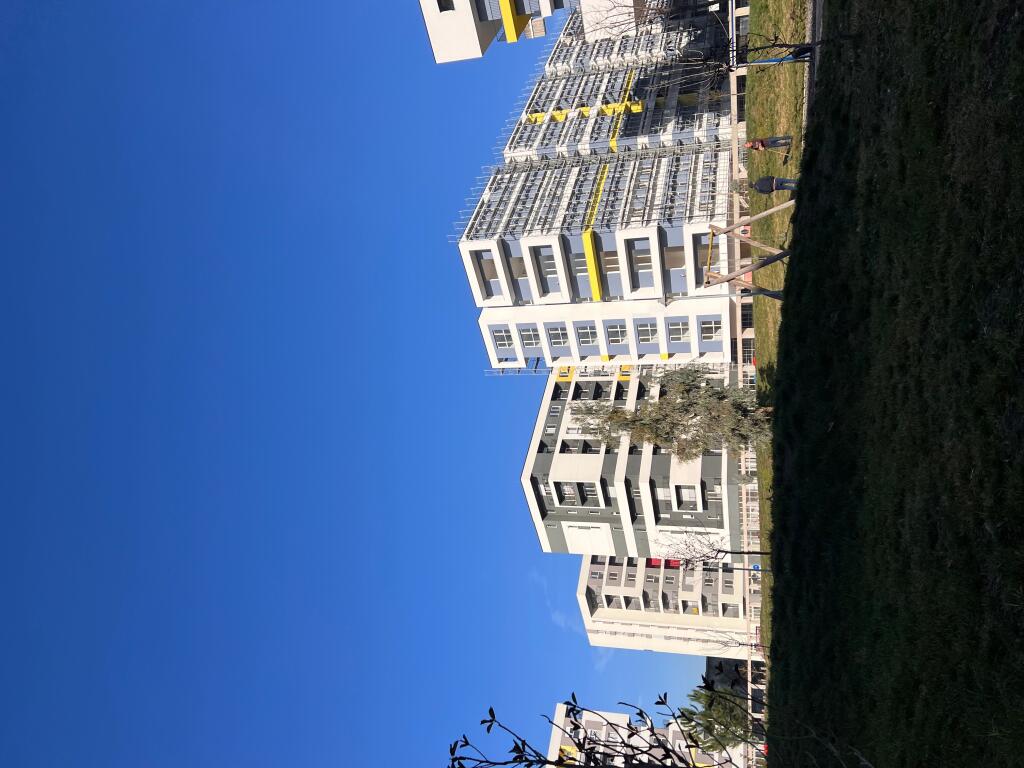 Shitet apartament 2+1+2+Verande, Univers City