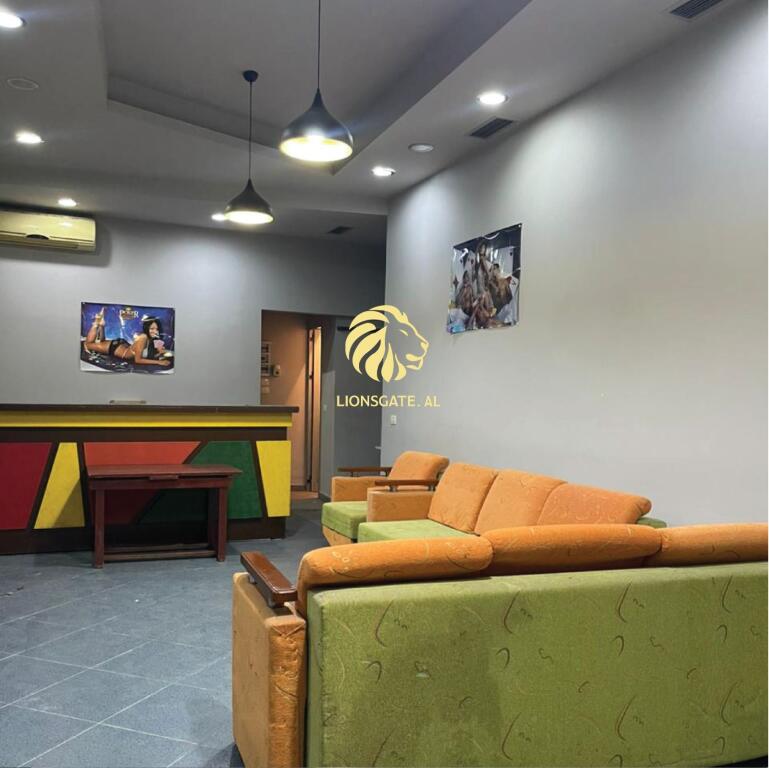 🏢 AMBIENT BIZNESI ME QERA – PRANË MATERNITETIT TË RI