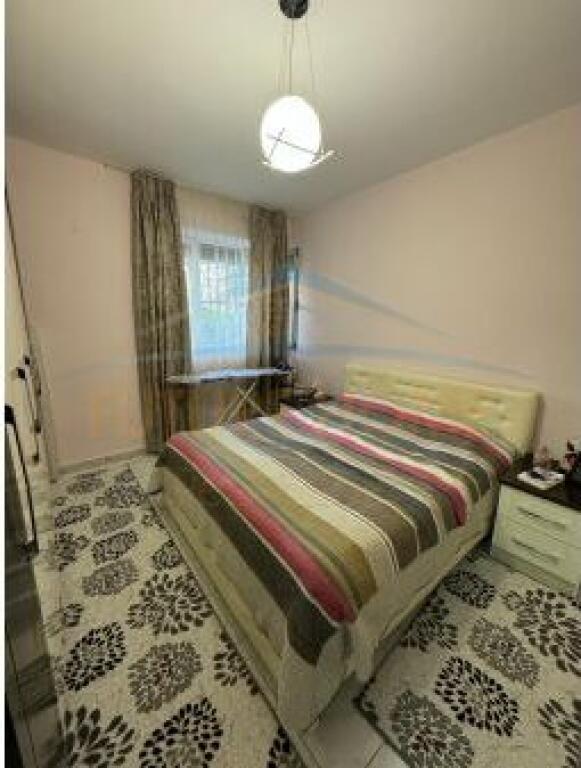 Shitet, Apartament 2+1, Qyteti Studenti, Tirane