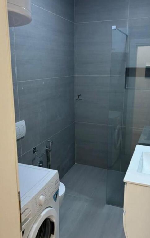 APARTAMENT ME QERA 1+1 5 MAJI 43.000 LEKE