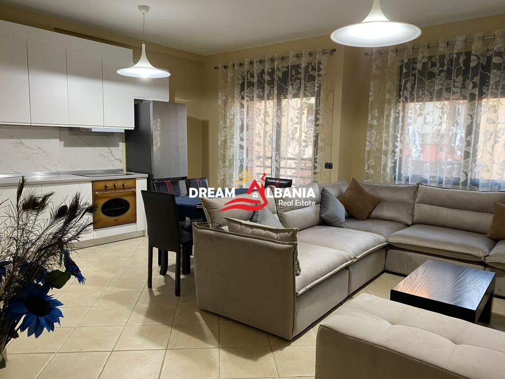 Jepet me qera apartament 2+1+2 me Post parkimi tek 9 -kateshet, Tirane (ID 42214979)
