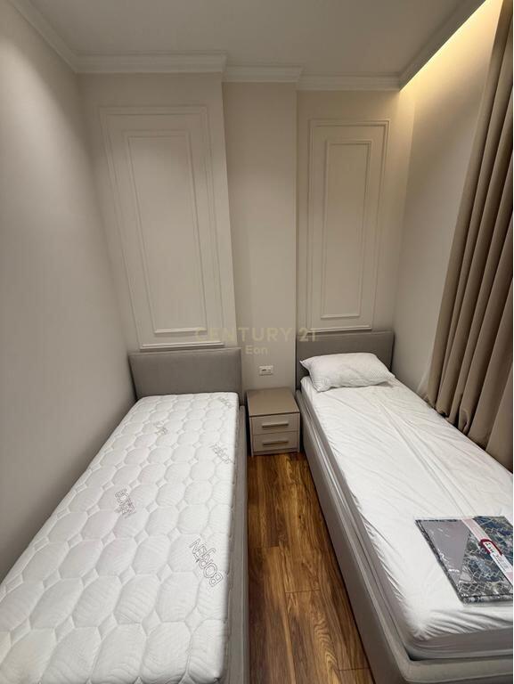 Apartament 2+1 Me Qira në Bulevardin Kryesor, Durrës !