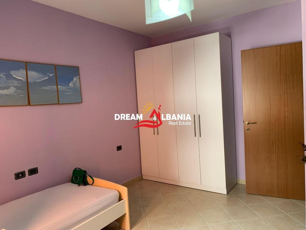 Jepet me qera apartament 2+1+2 me Post parkimi tek 9 -kateshet, Tirane (ID 42214979)