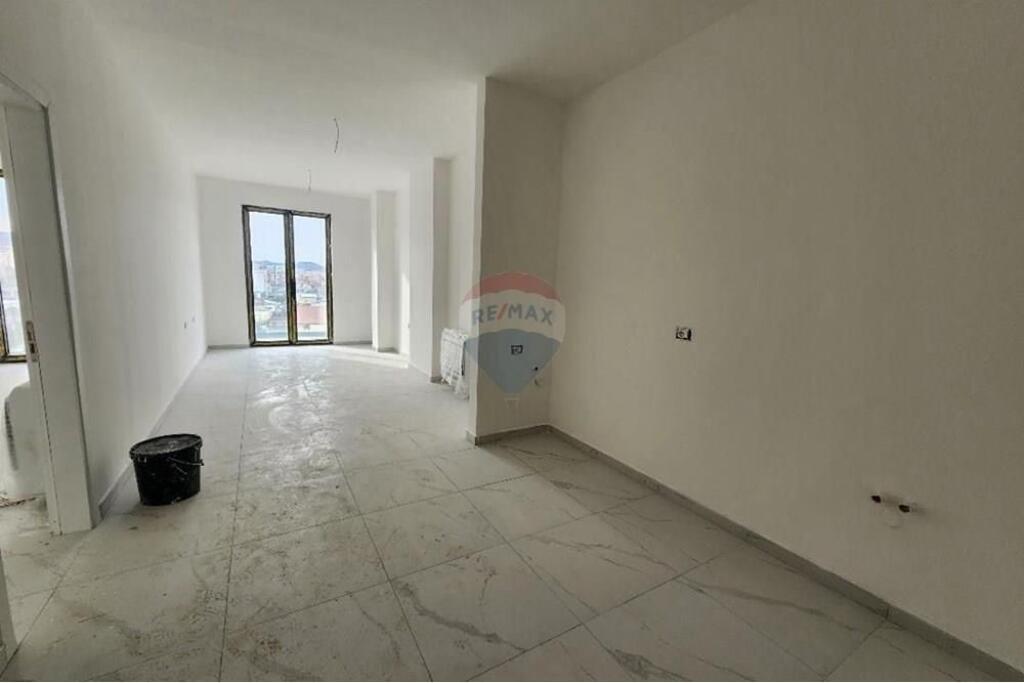 Apartment 1+1 for sale, Shqiponja Square
