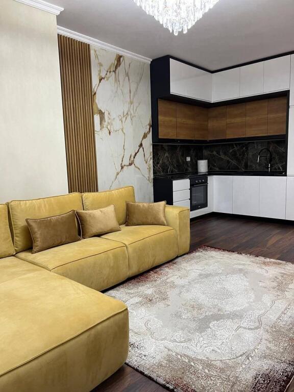 Jepet apartament me qera 1+1