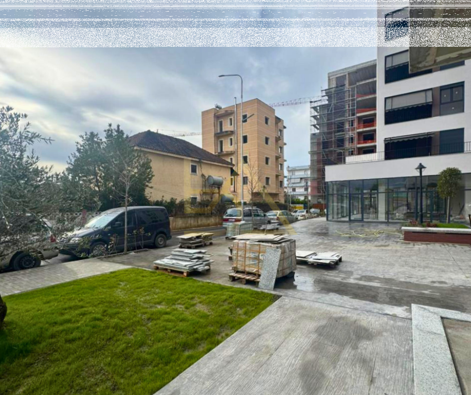 Shop for Sale – Kamëz, Tirana