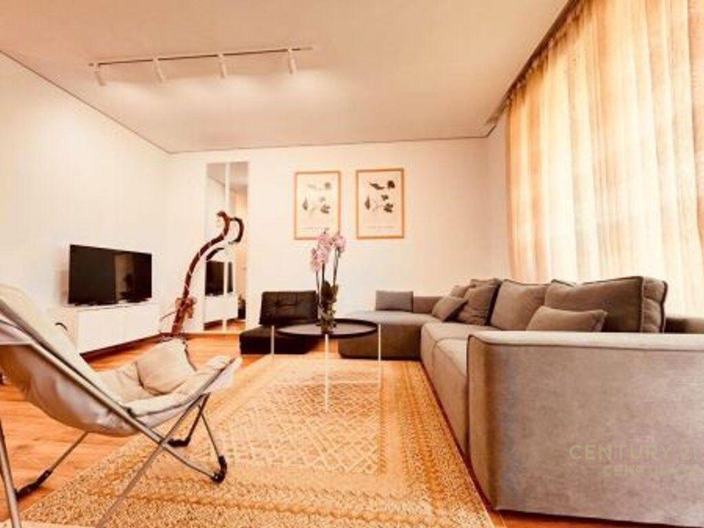 🏠 Apartament 1+1 me Oborr dhe Parkim – San Pietro Residence, Gjiri i Lalzit