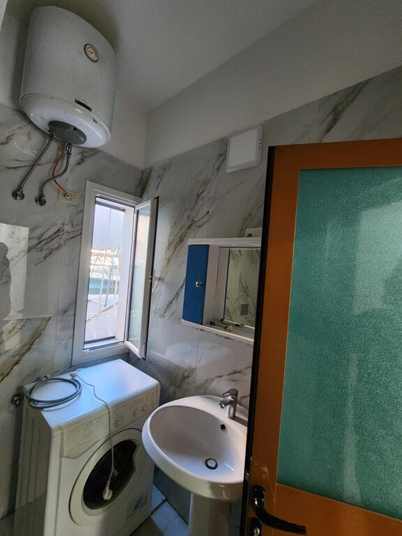 JEPET ME QERA APARTAMENT 1+1 NE KENETE DURRES