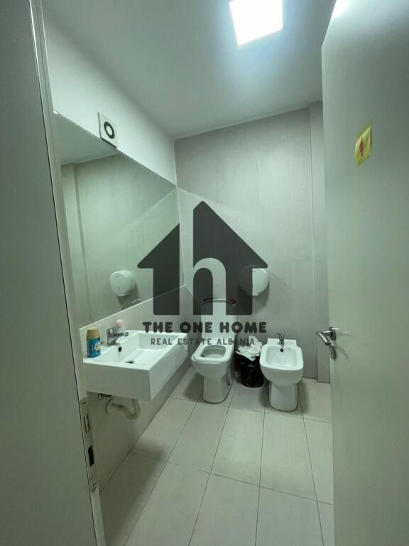 SUPER AP.SHITJE - BLLOKU 3+1+2+1VERAND. OBJEKT I RI KATI 2 ( MUNDESI SHFRYTEZIMI DHE PER BIZNES)
