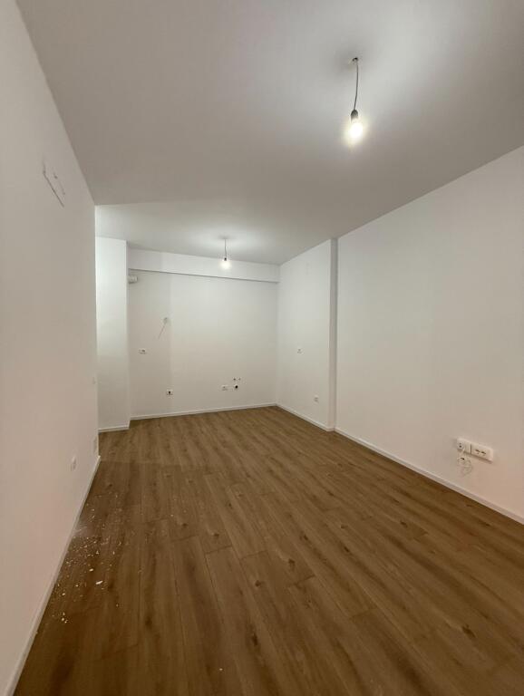 Jepet me qira – Apartament 1+1 Fresk
