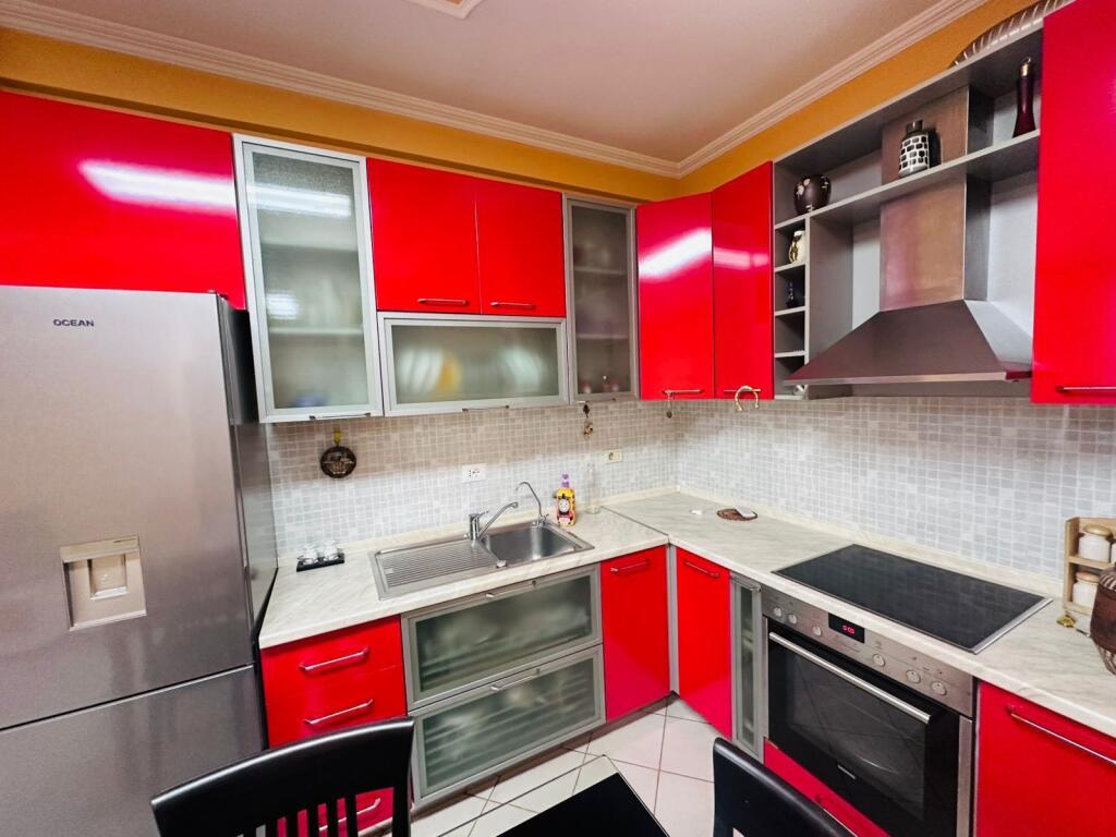 Jepet Me Qera Apartament 2+1+2 Tualete +2 Ballkone