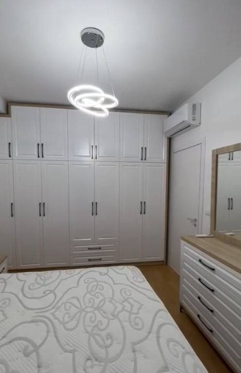 APARTAMENT ME QERA 1+1 ZOGU ZI 70.000 LEKE